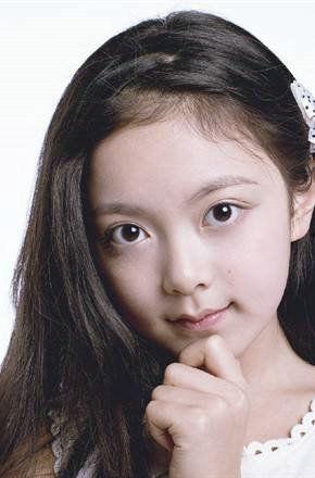 刘蝶个人资料,才华横溢的年轻艺术家，绽放独特光彩